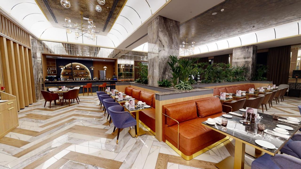 فندق Intercontinental Baku By Ihg المظهر الخارجي الصورة The interior of the restaurant