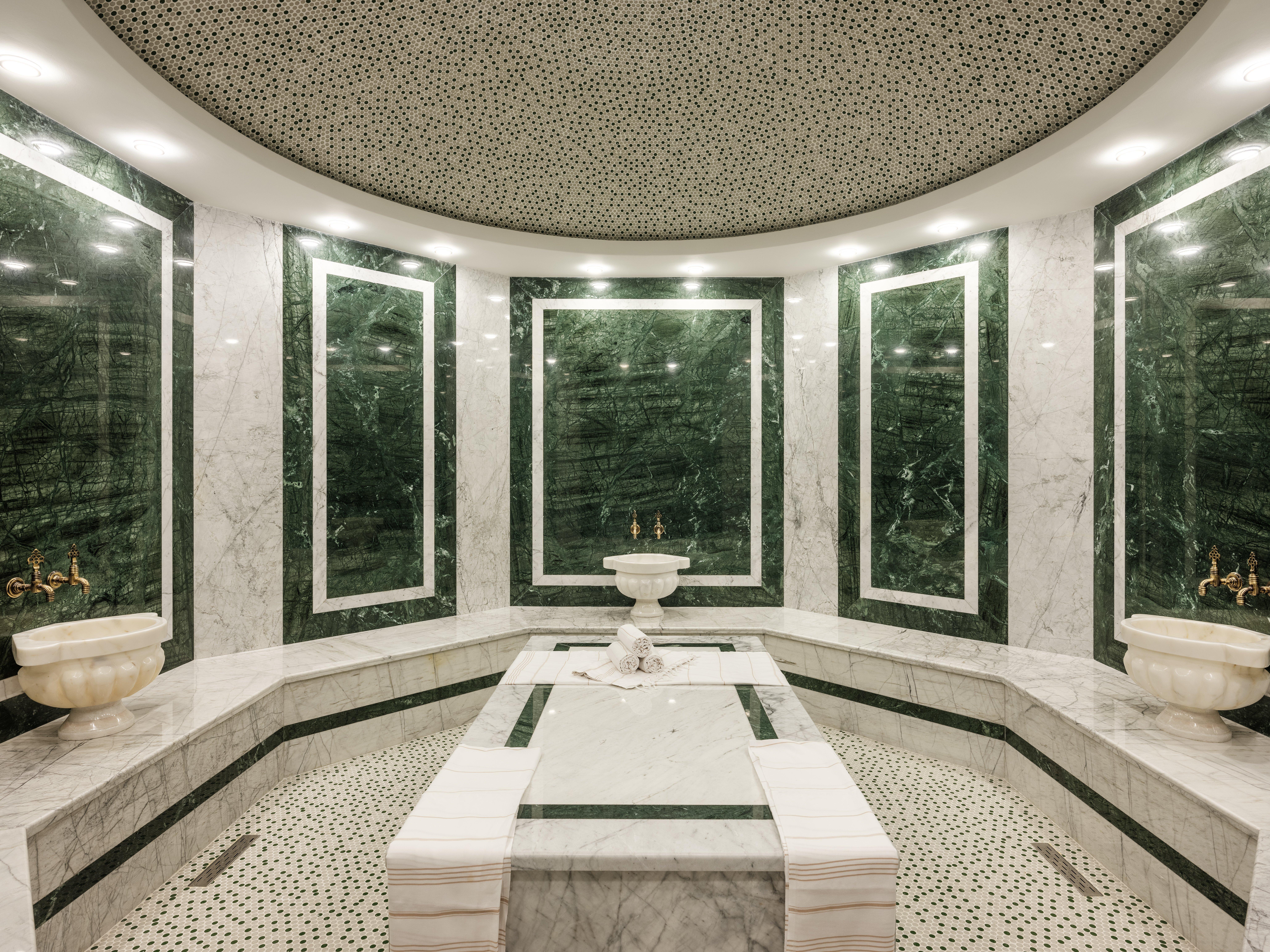 فندق Intercontinental Baku By Ihg المظهر الخارجي الصورة Turkish bath