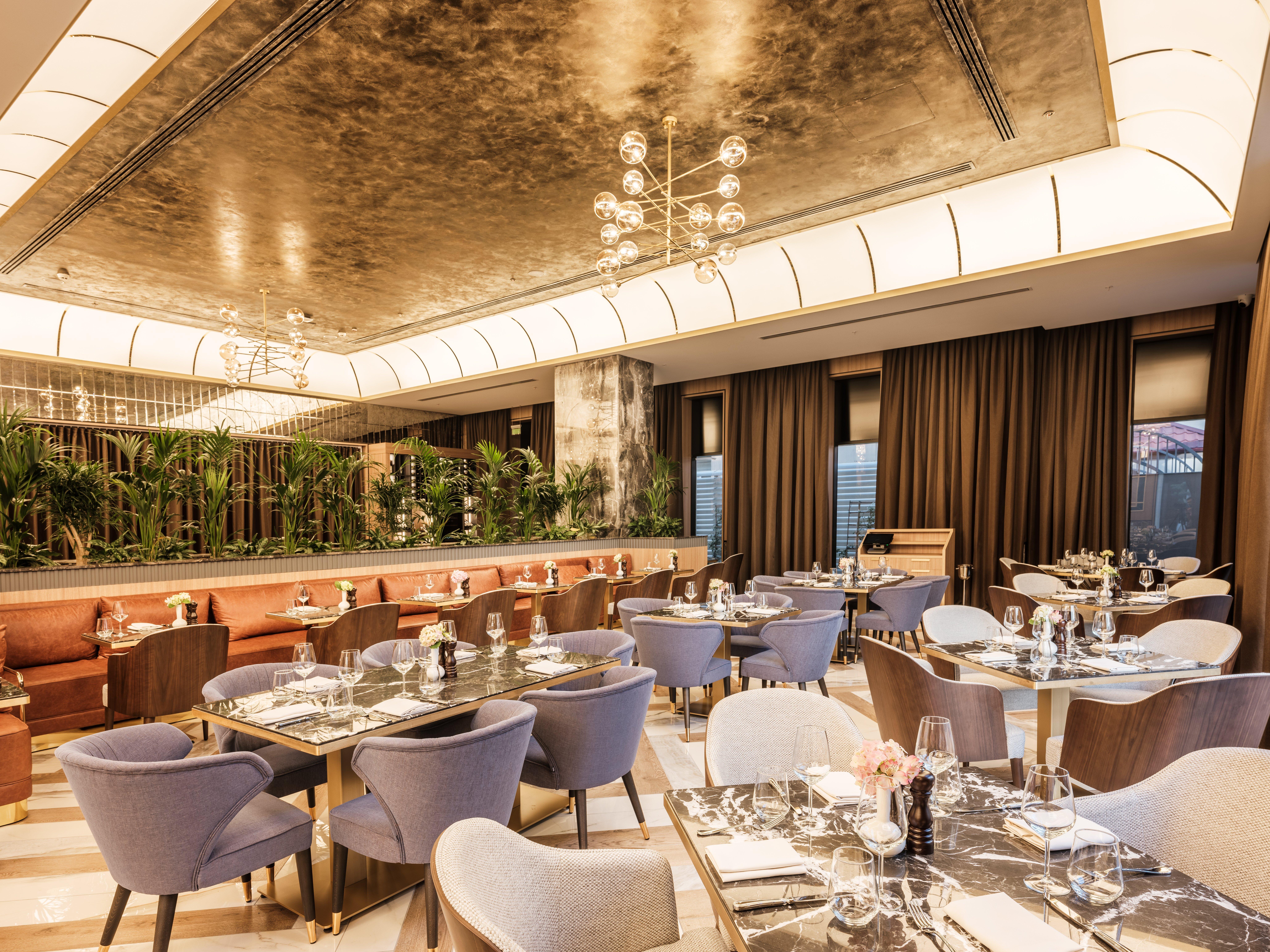 فندق Intercontinental Baku By Ihg المظهر الخارجي الصورة The interior of the restaurant