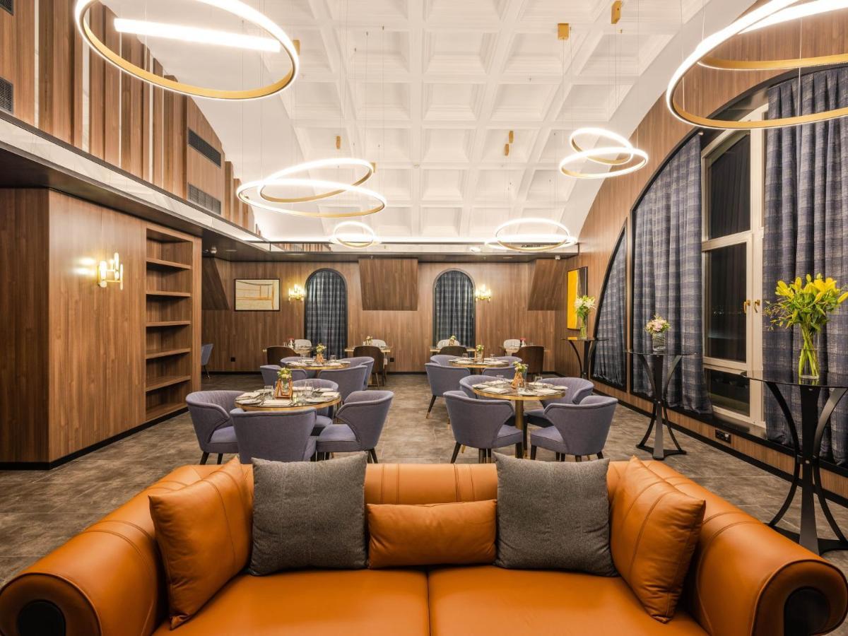 فندق Intercontinental Baku By Ihg المظهر الخارجي الصورة The interior of the restaurant