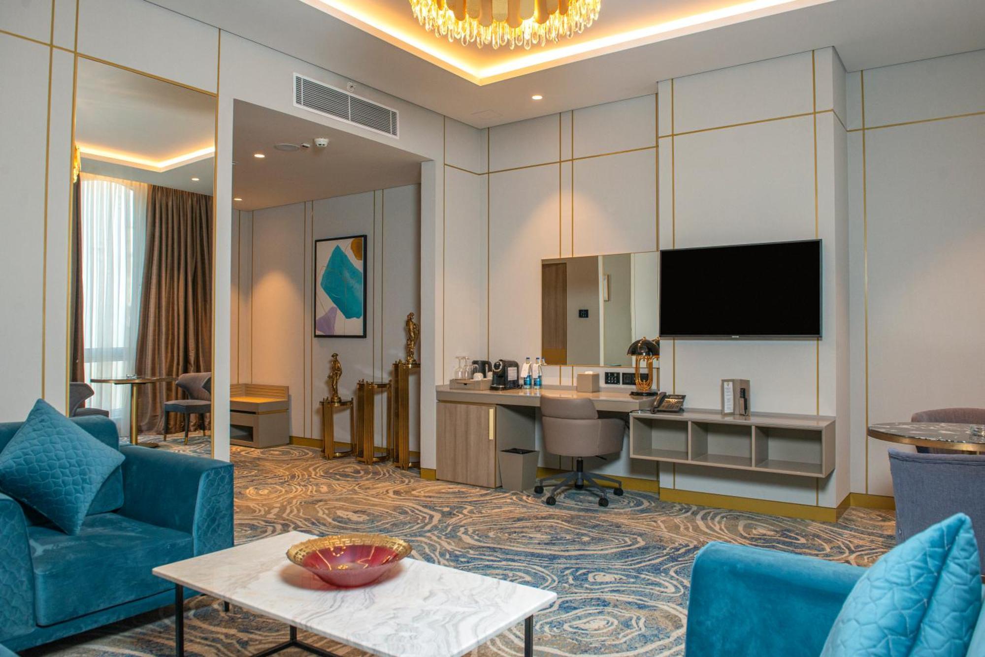 فندق Intercontinental Baku By Ihg المظهر الخارجي الصورة Suite
